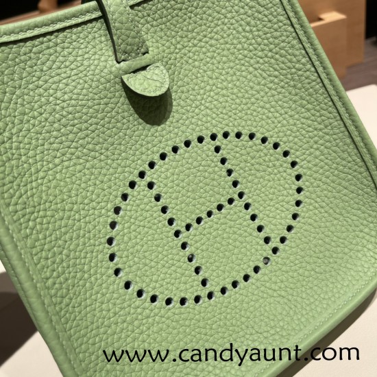 HERMES TPM Mini Evelyn Clemence 3I /Vert Criquet