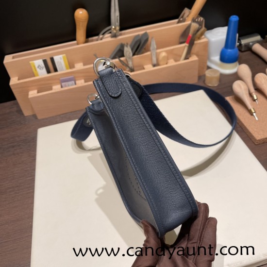 HERMES TPM Mini Evelyn Clemence 2Z/ Blue nuit SilverHardware