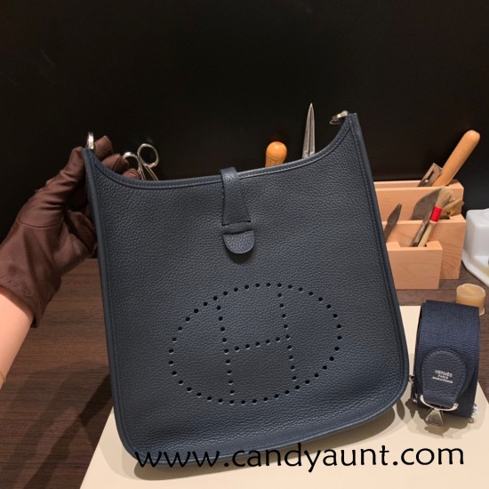 Hermes Evelyn 29cm Clemence 2Z/ Blue nuit  Silver Hardware