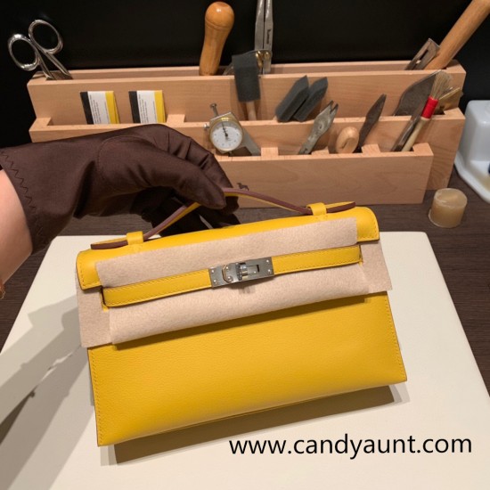 Hermes Kelly pochette swift 9D /Jaune Ambre Silver Hardware Pochette--049