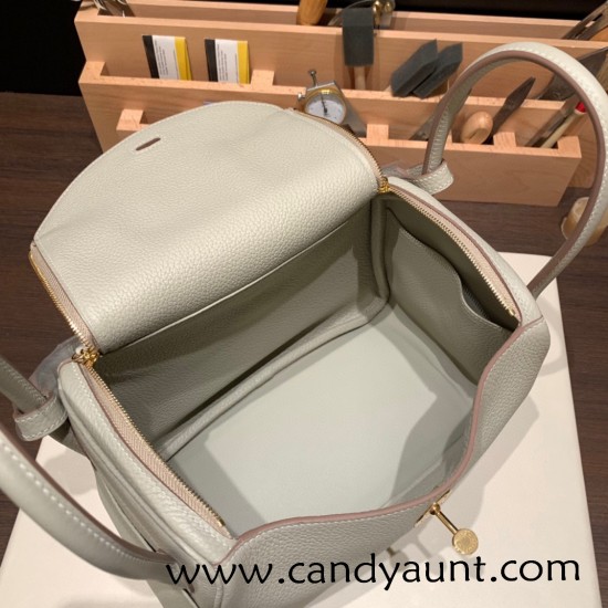 Hermes Lindy 26cm Clemence 80 /Pearl Grey Gold Hardware lindy26-038