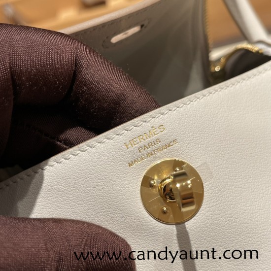 Hermes Mini Lindy 80 /Pearl Grey (Gris Perle) Gold Hardware 021