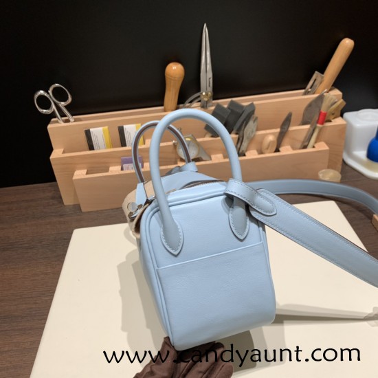 Hermes Mini Lindy swift 7R /Azur Silver Hardware 022