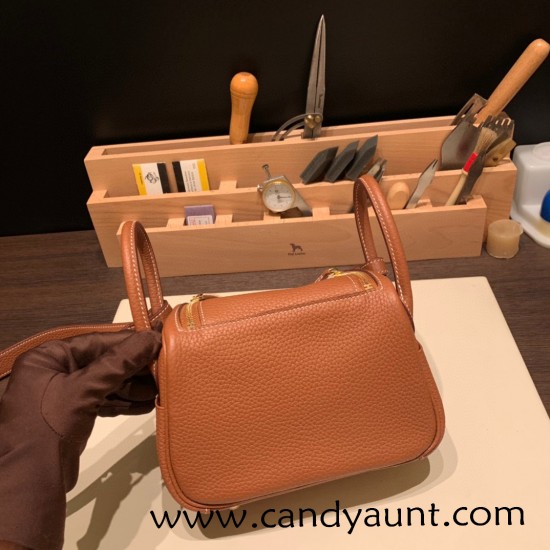 Hermes Mini Lindy Clemence 37/ Gold Gold Hardware 080