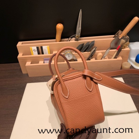 Hermes Mini Lindy Clemence 37/ Gold Gold Hardware 080