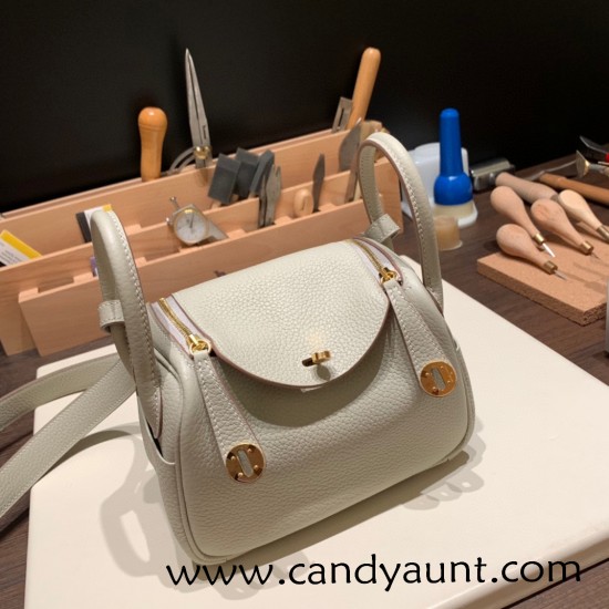 Hermes Mini Lindy Clemence 80 / Pearl Grey Gold Hardware 108