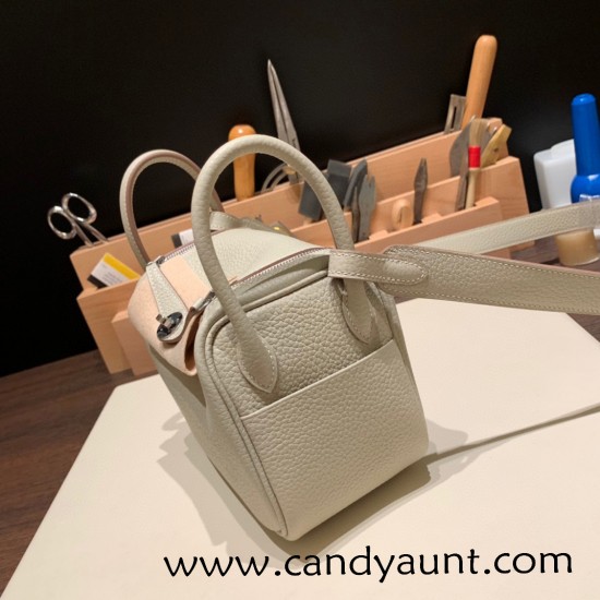 Hermes Mini Lindy Clemence 80 / Pearl Grey Silver Hardware 109